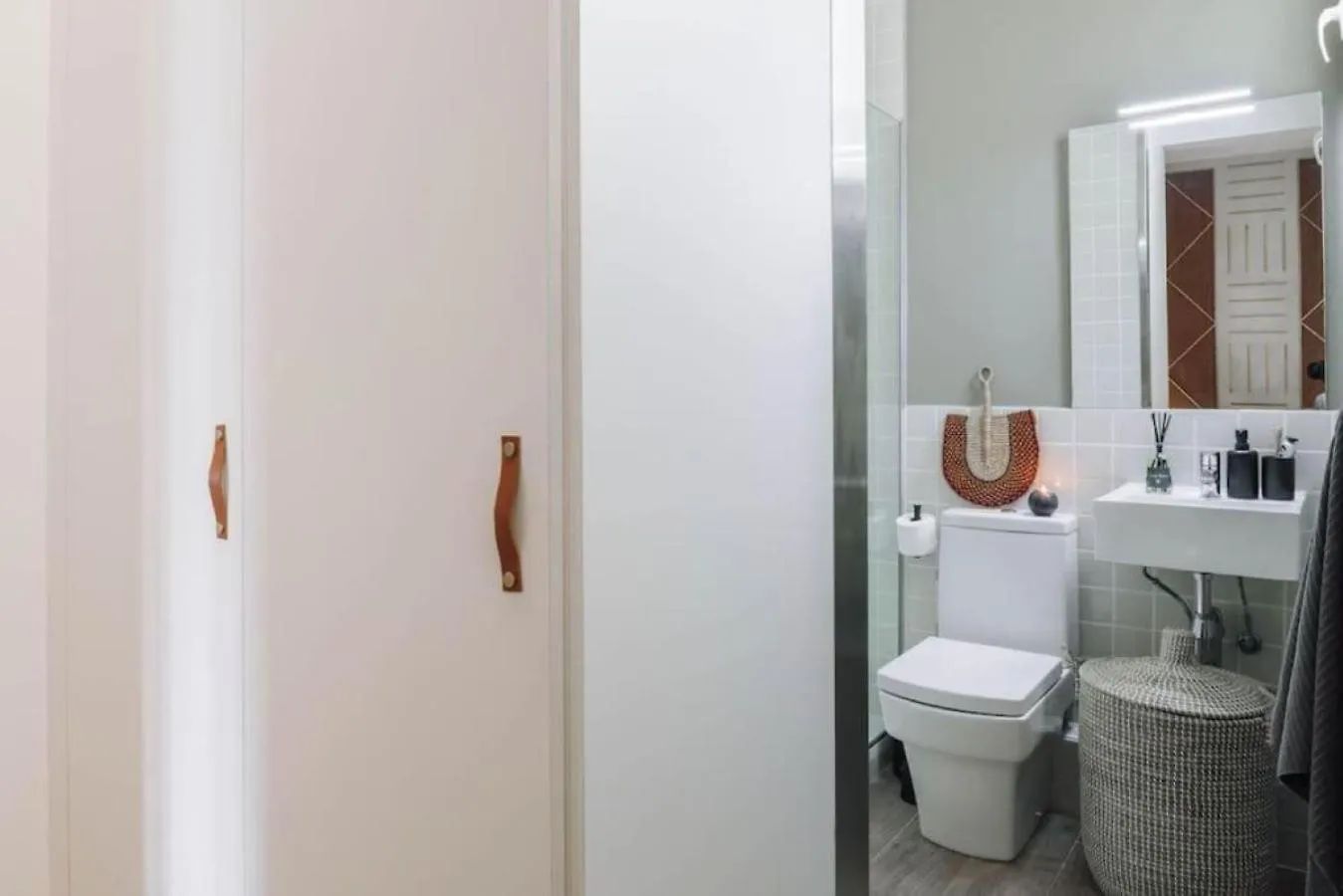 Apartment Sanga - 2 Bedroom In Eixample Esquerra Barcelona Spain