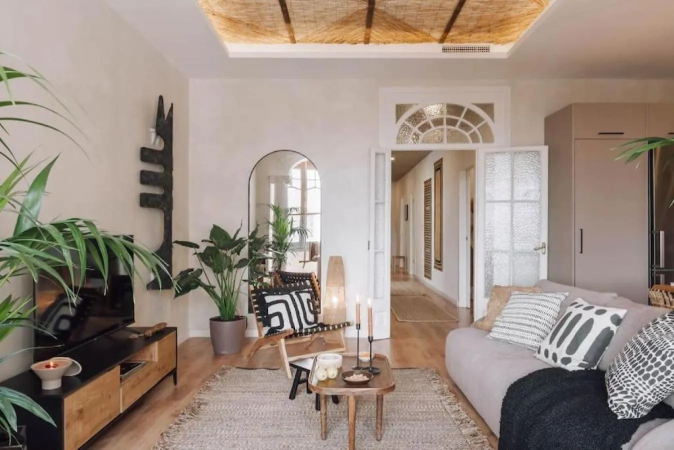 Sanga - 2 Bedroom In Eixample Esquerra Barcelona Spain